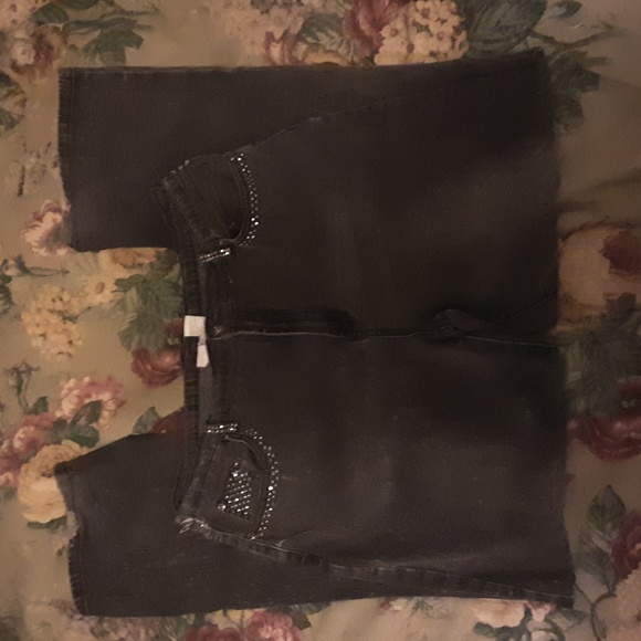 DG2 Embellished studded Acid Washed Distressed Jeans Plus size Woman's 16 - Picture 2 of 12